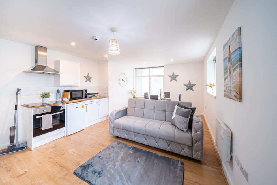 Living Room / Lounge