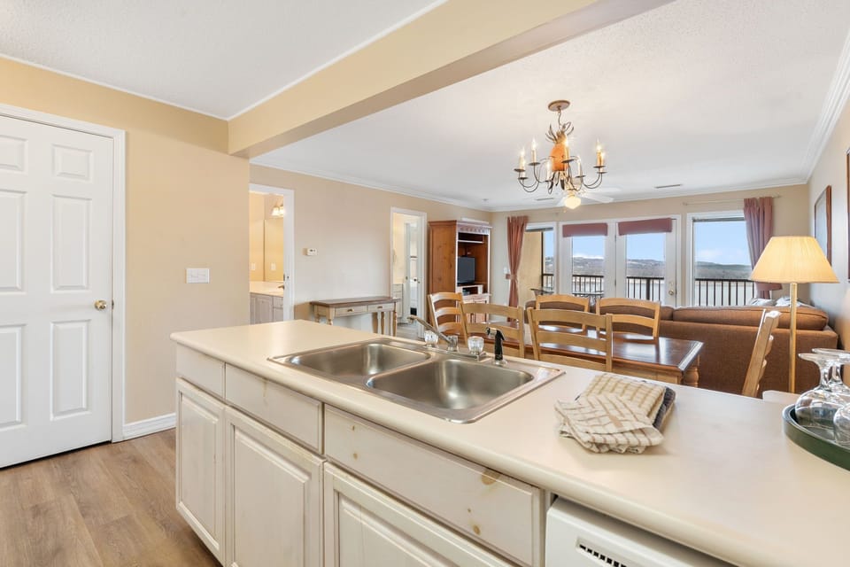 Full Kitchen with Major Appliances