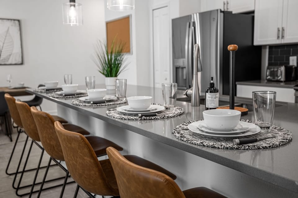 Bar Seating at Kitchen Island