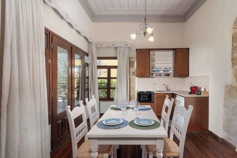 Kitchenette with adjoining dining area