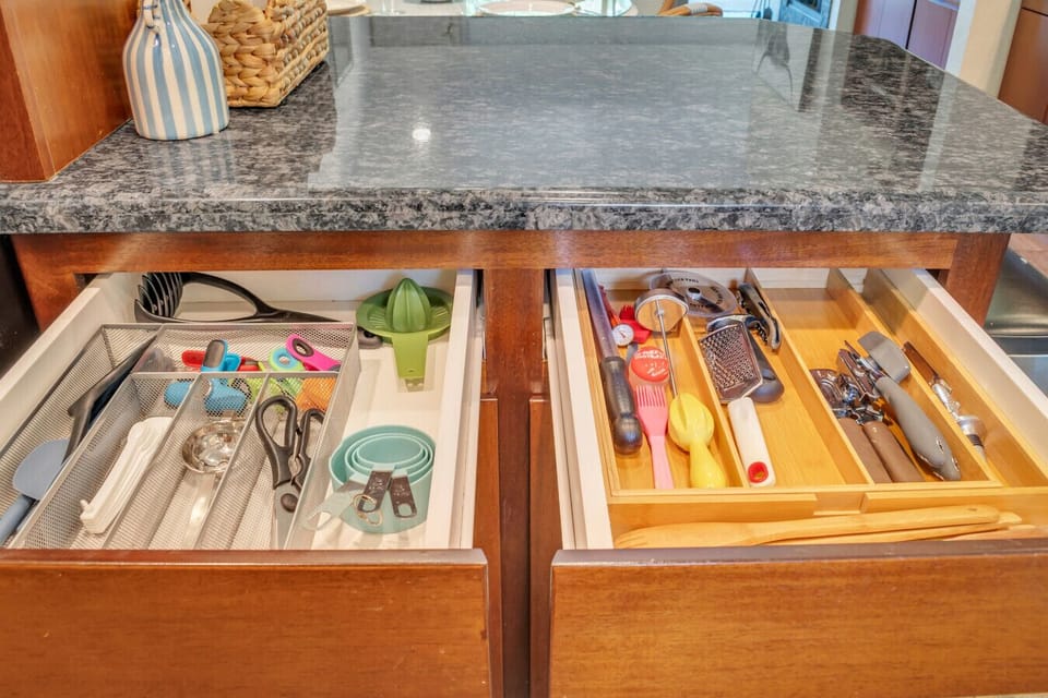From prepping to plating, this vacation rental kitchen is stocked and ready for your inner chef to shine.