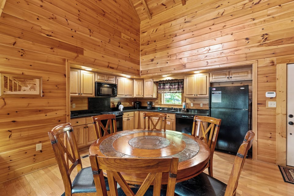 Kitchen and dining table