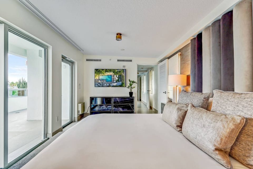 Wake up to sunlight and step straight onto the terrace.