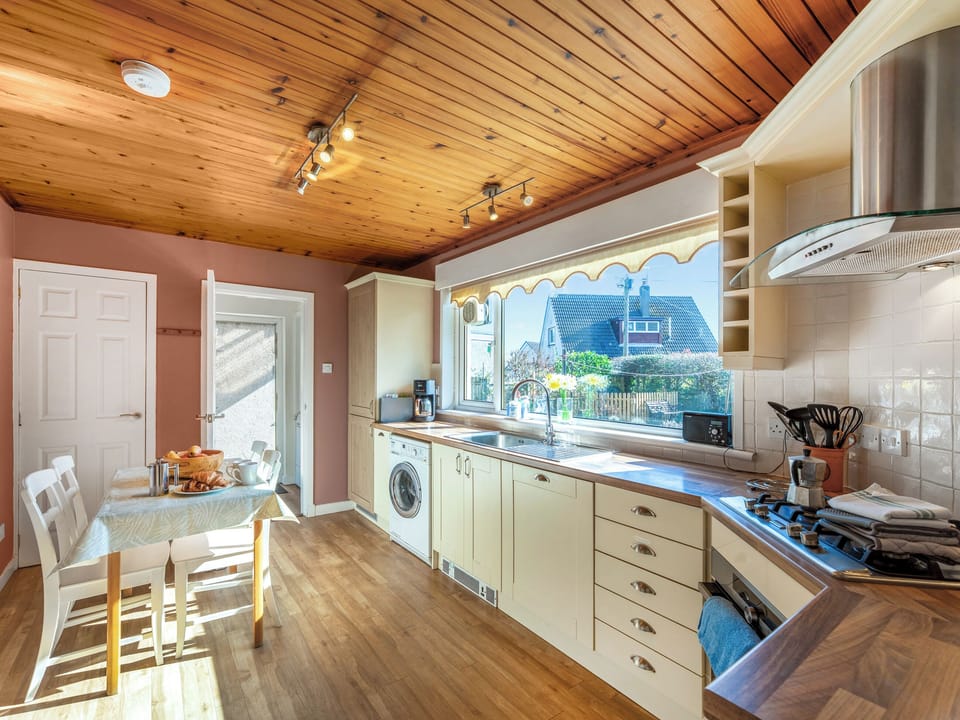 Kitchen/diner | Applepips, Stirling