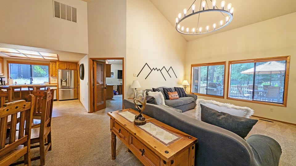 Between Living and Kitchen is the Family Room