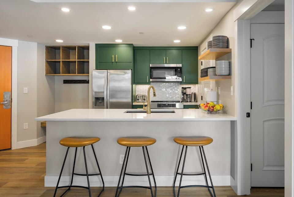 Enjoy the fully updated kitchen in this condo
