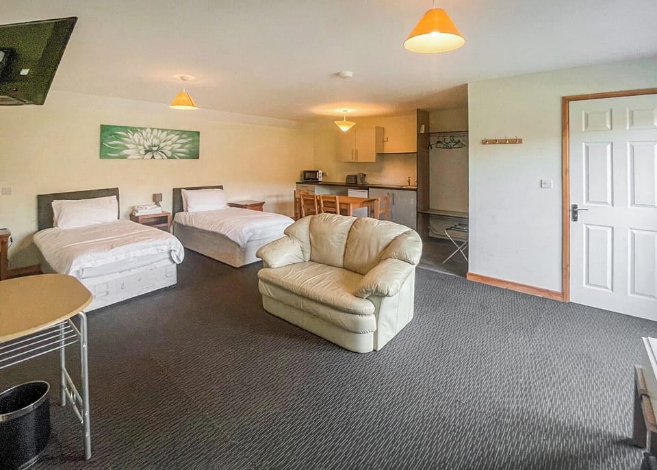 Chalet 7Twin  - Wylands Farm, Battle
