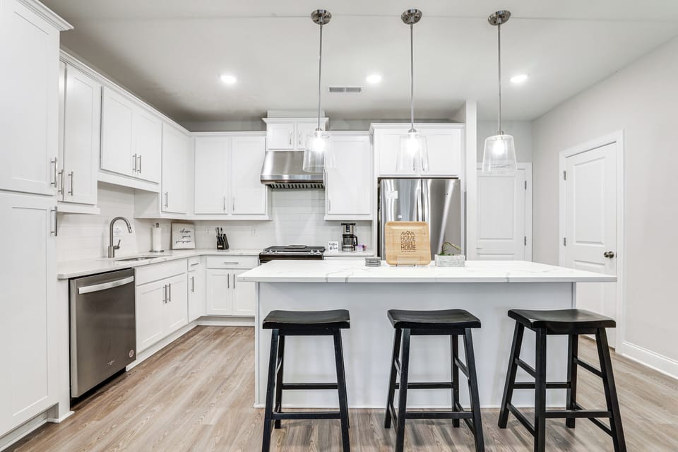 Kitchen | Cooking Basics | Dishwasher | 1st Floor