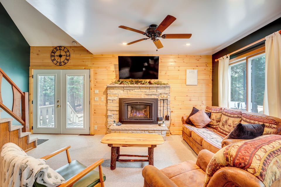 Saint Germain Vacation Rental | 4BR | 2BA | 1,900 Sq Ft | Stairs Required