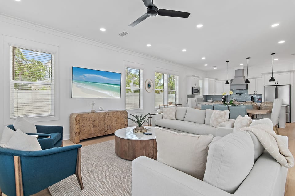 SPF 30A - Seagrove - First Floor - Living Area