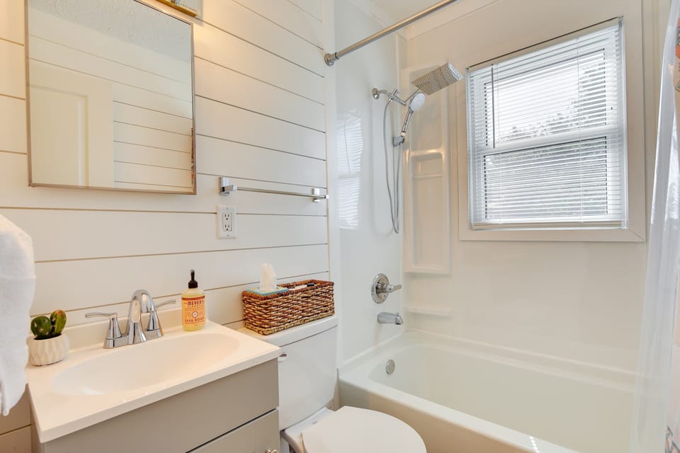Fresh plush towels and premium essentials are thoughtfully provided to ensure a relaxing and elevated experience, ideal for guests who appreciate both comfort and elegance.