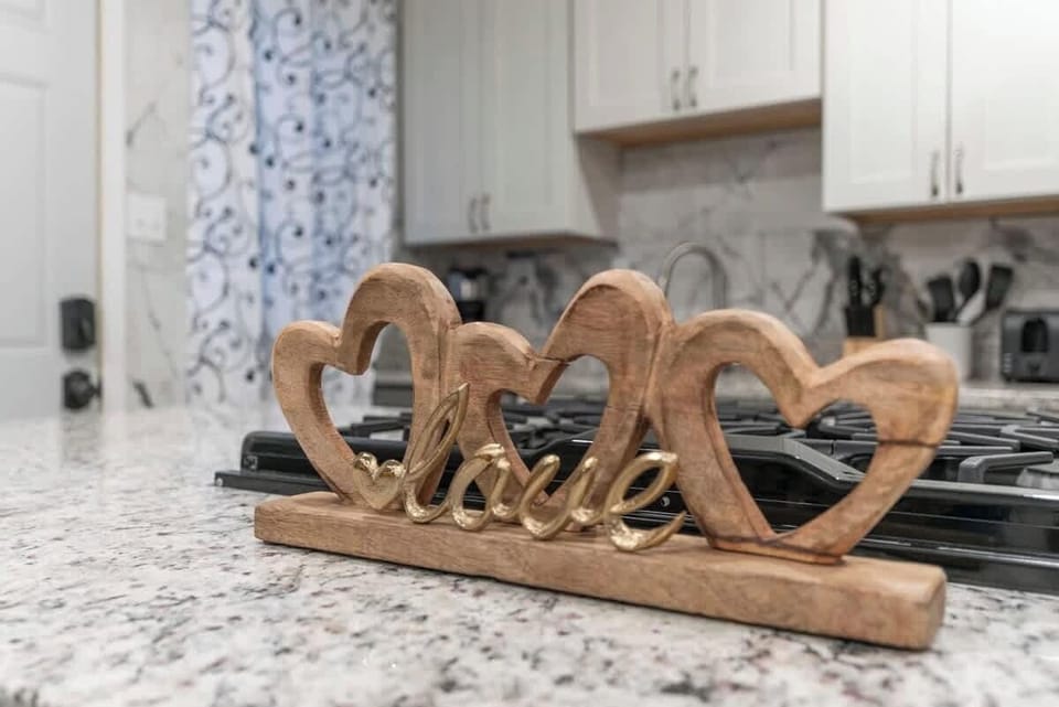 Love Decor