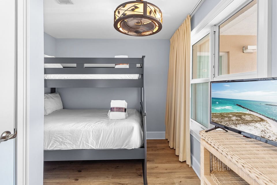 Crystal Dunes 206 Guest Bedroom 2
