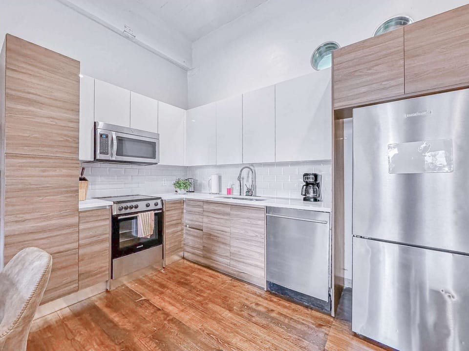 Full Kitchen