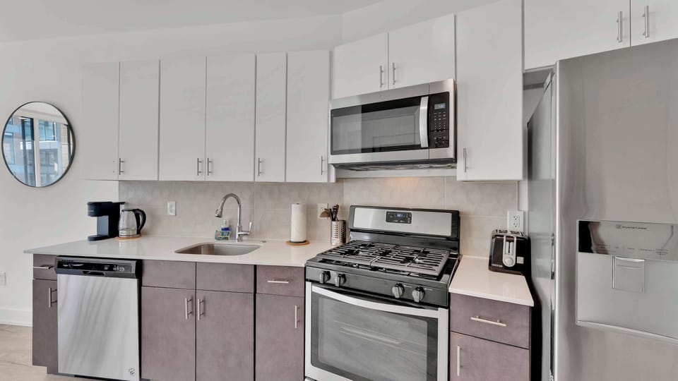 Full Kitchen
