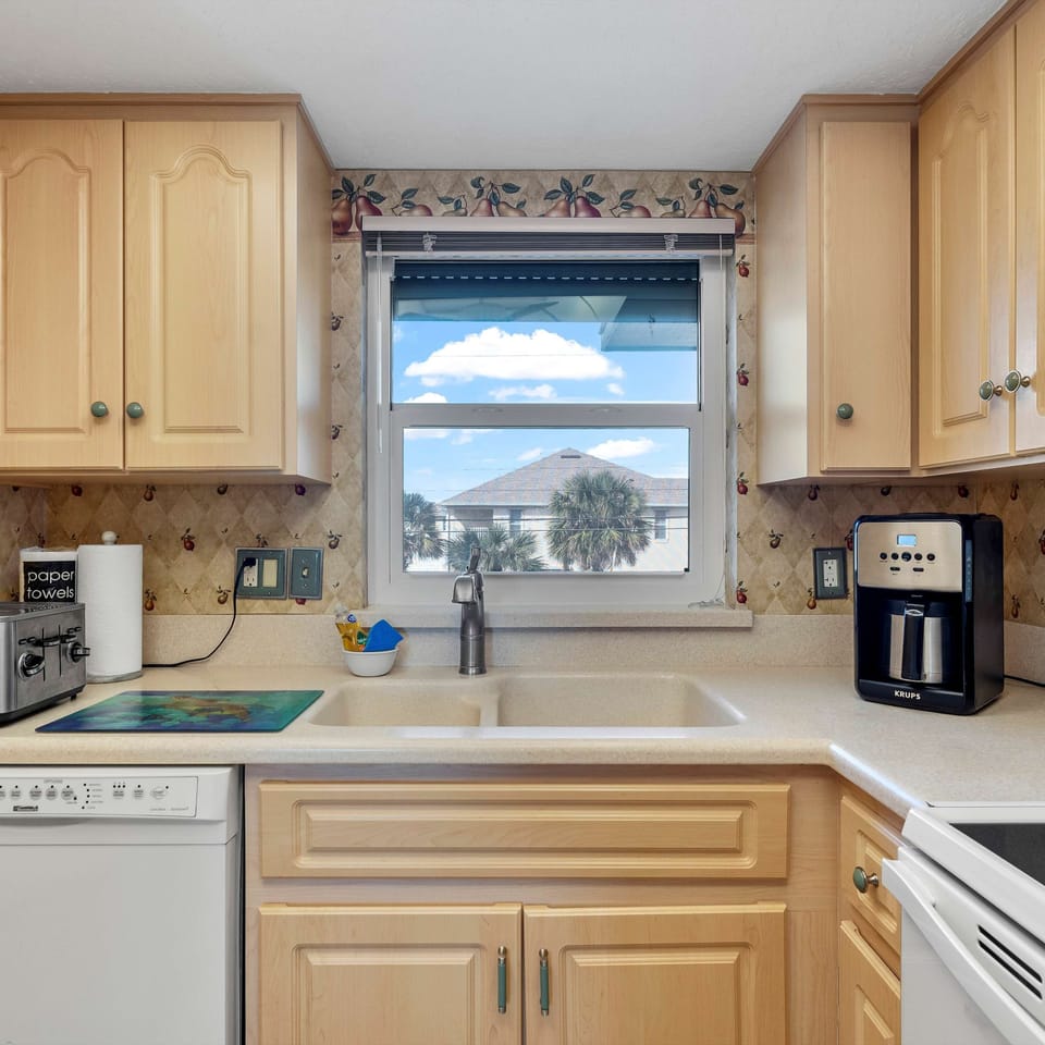 Fully equipped kitchen