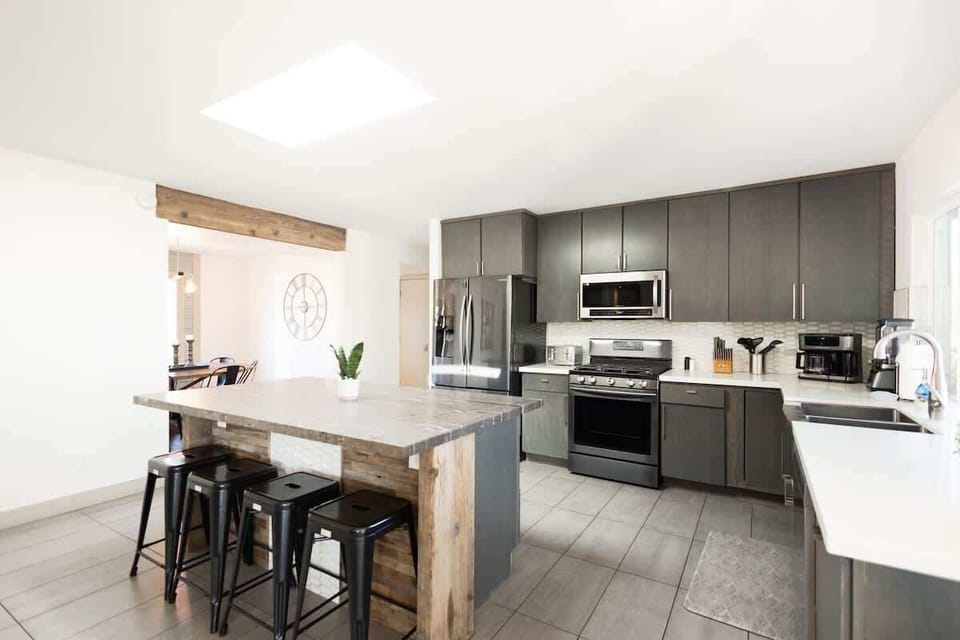 Love all the counter space in this open kitchen perfect for entertaining 