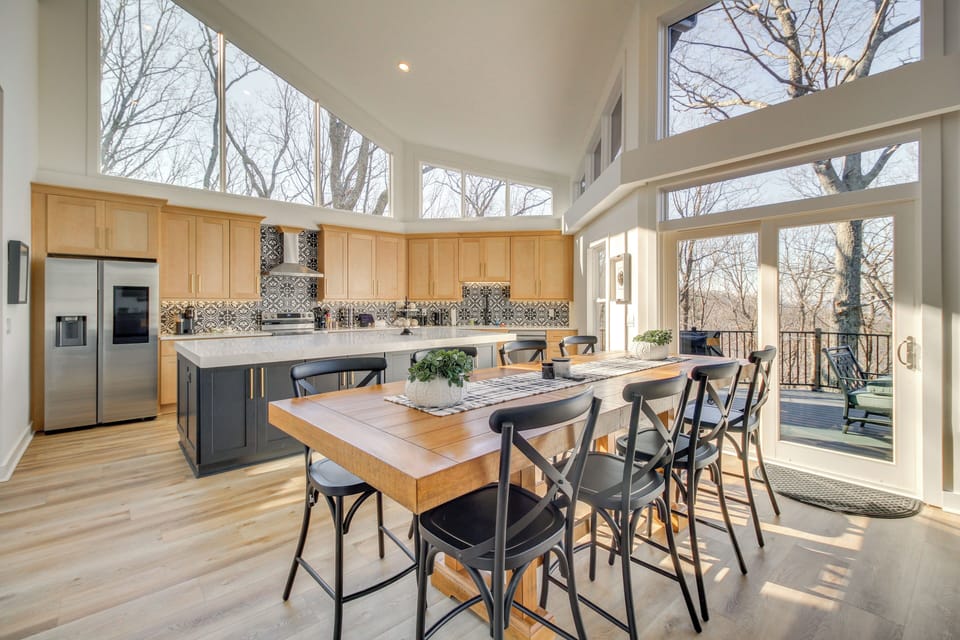 Dining Table | Dishware & Flatware | 1st Floor