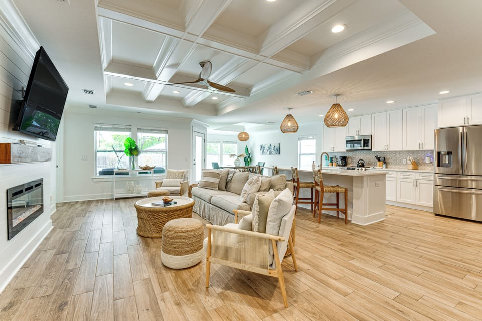 Property Interior | Single-Story Home | Free WiFi | Central A/C & Heating