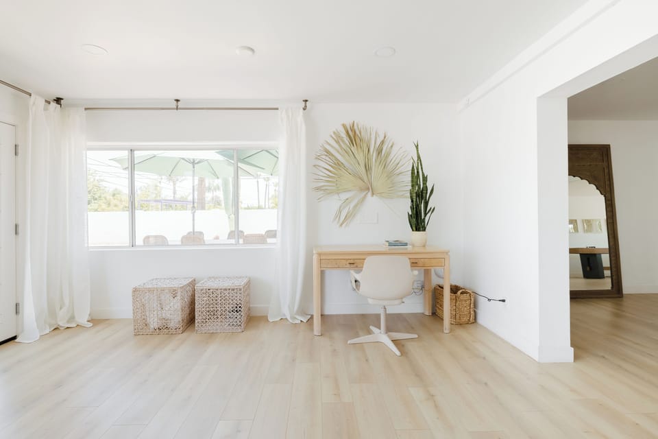 Modern Arizona vacation rental with high-speed WiFi and AC