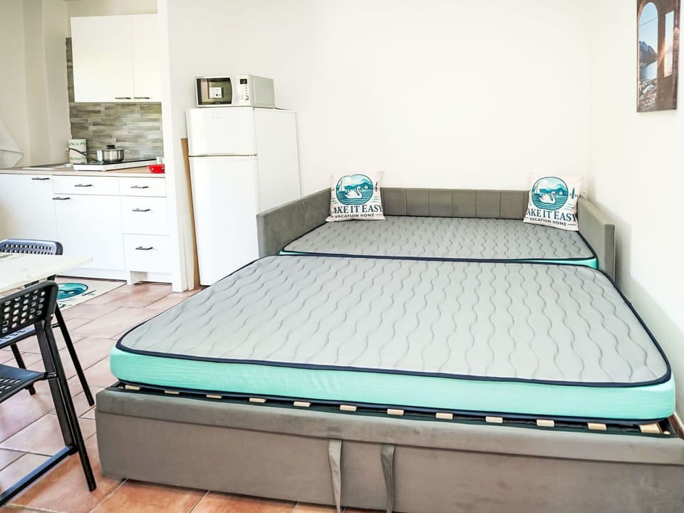 Boat, Watercraft, Marina, Naval Architecture, Dock, Sea, Shade, Port, Boats And Boating--Equipment And Supplies, Harbor