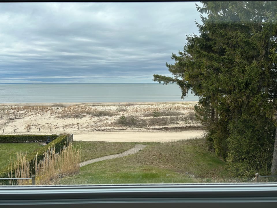 Beach/ocean view