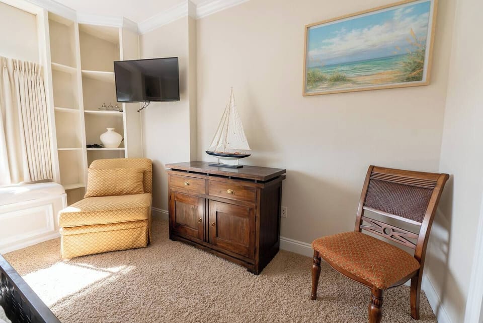 Sail away into sleep in this beautiful guest bedroom