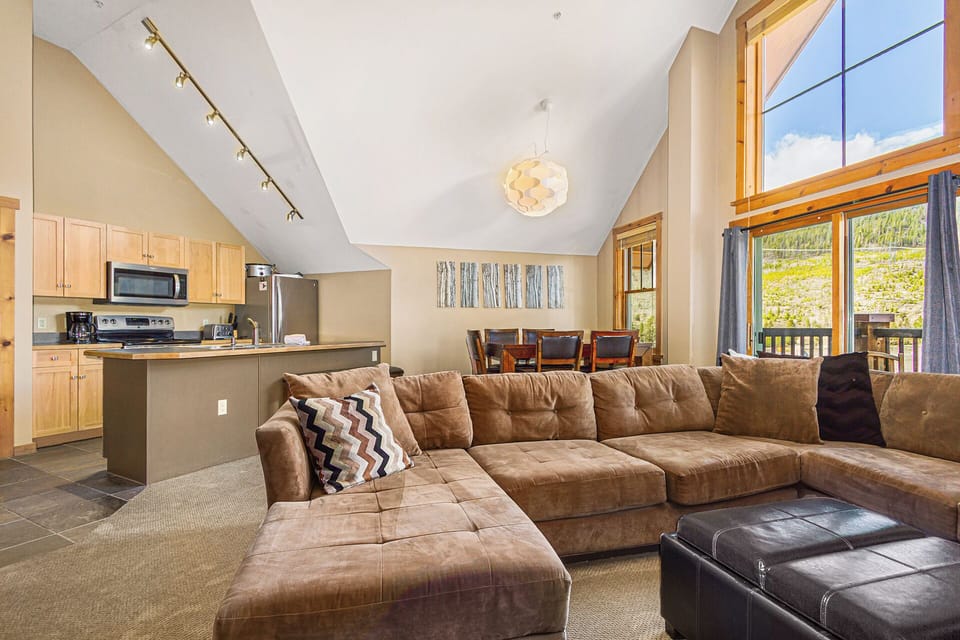 Cozy Living Area