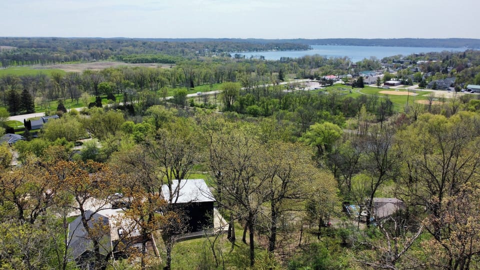 1 Mile to Williams Bay on Geneva Lake