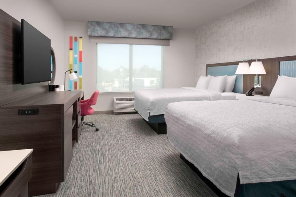 Unit with 2 Queen size beds