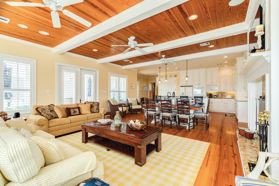 Open floor plan makes spending time with the whole group easy!