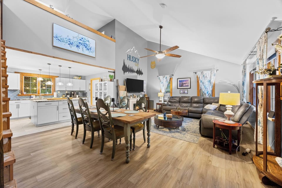 The 1st floor layout is open, allowing our guests to gather and enjoy one another's company