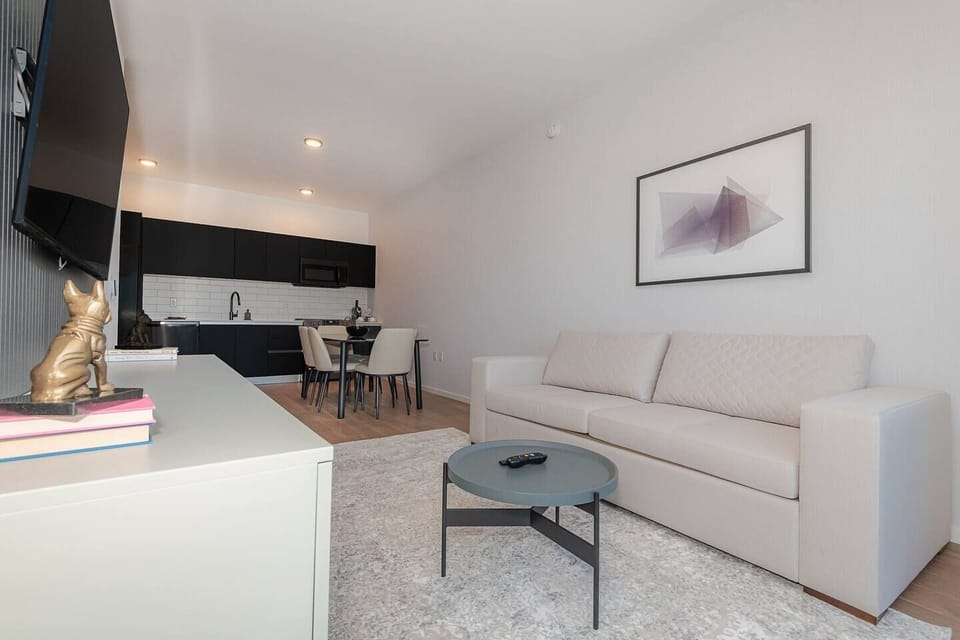 Living Room (3)
