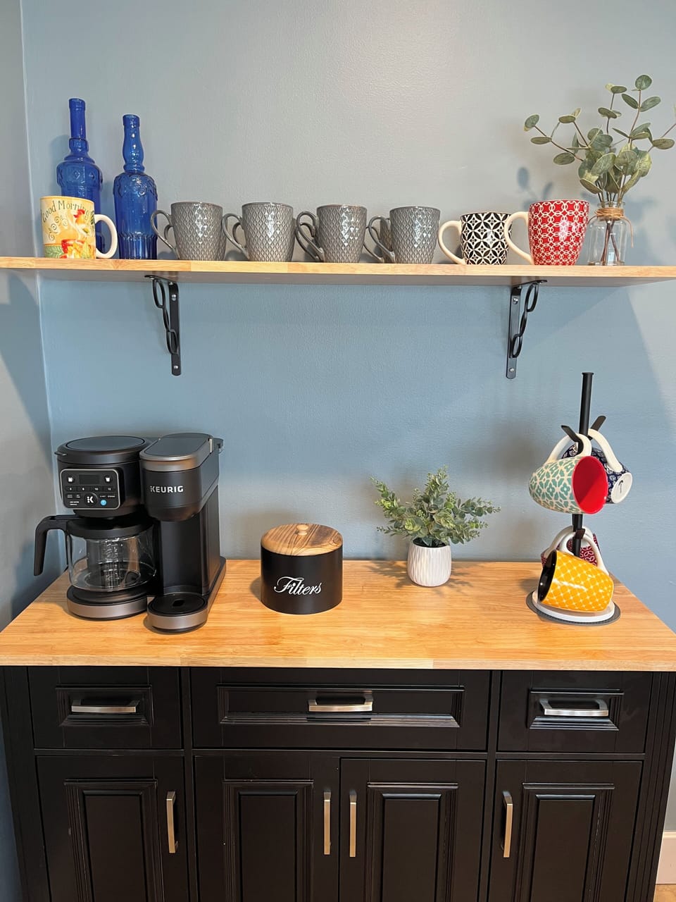 Kitchen coffee station! FYI - we do not supply the coffee, sugar or creamer