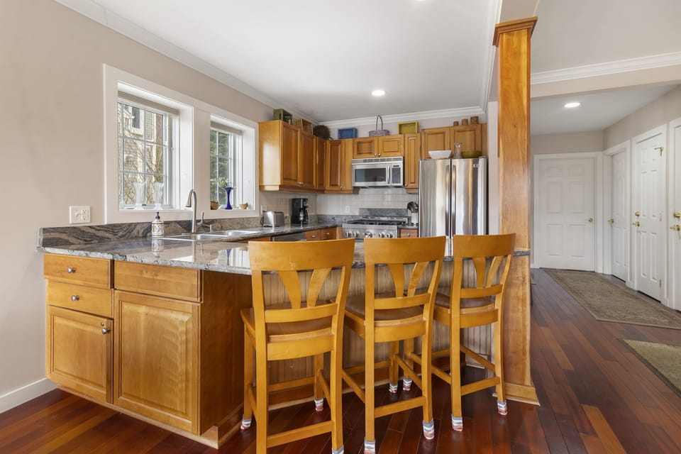 Breakfast Bar