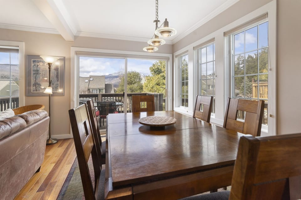 Gather around and make unforgettable memories in this beautiful dining space! Perfect for family meals or cozy gatherings with friends. ✨🍽️ #HomeSweetHome #DiningDelight
