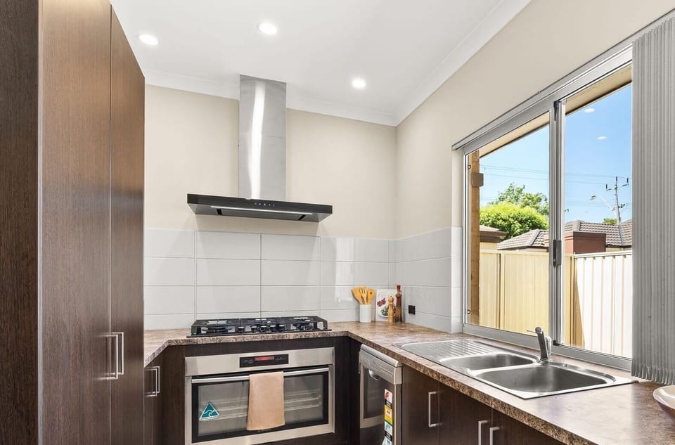 Full Kitchen - oven, stove, fridge/freezer, coffee machine, kettle, toaster, ricecooker, microwave, dishwasher