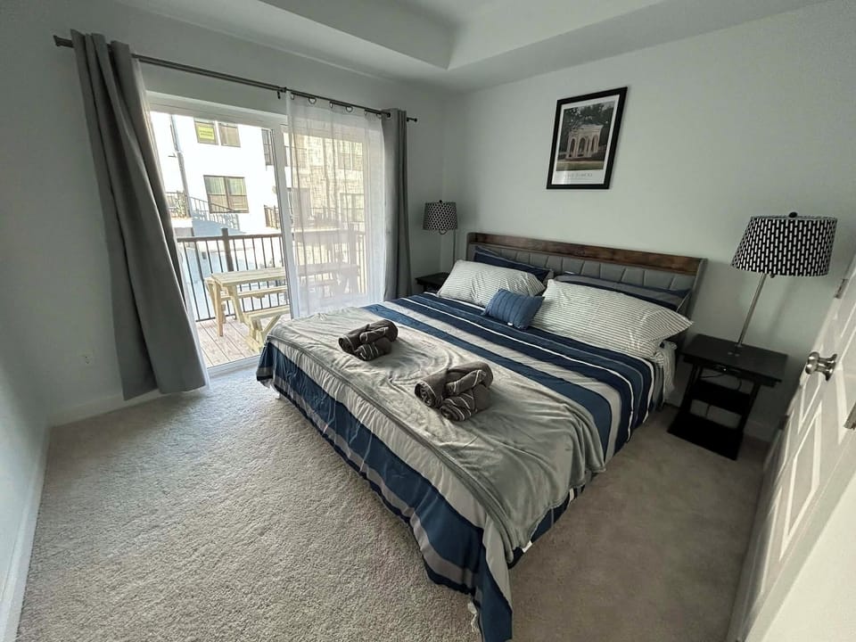 Cozy guest bedroom ideal for family or longer stays.