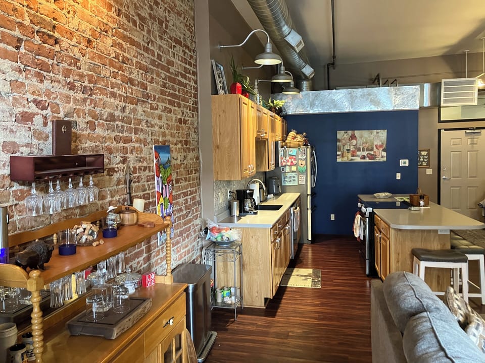 Fully equipped kitchen 
