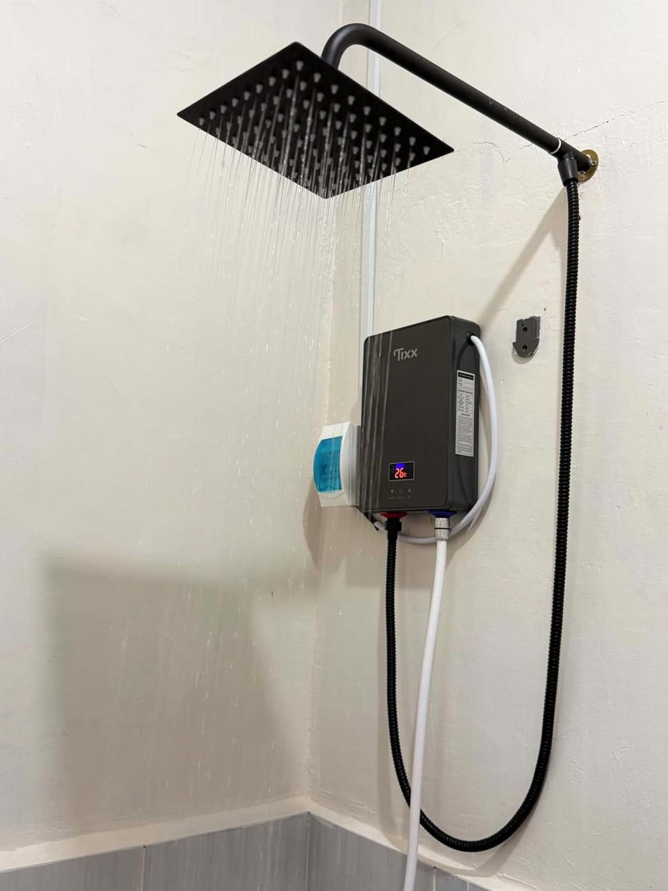 Hand-held showerhead