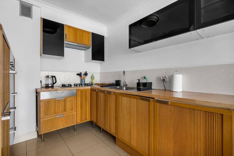 Kitchen | Book Now with RENTUJEMY.COM