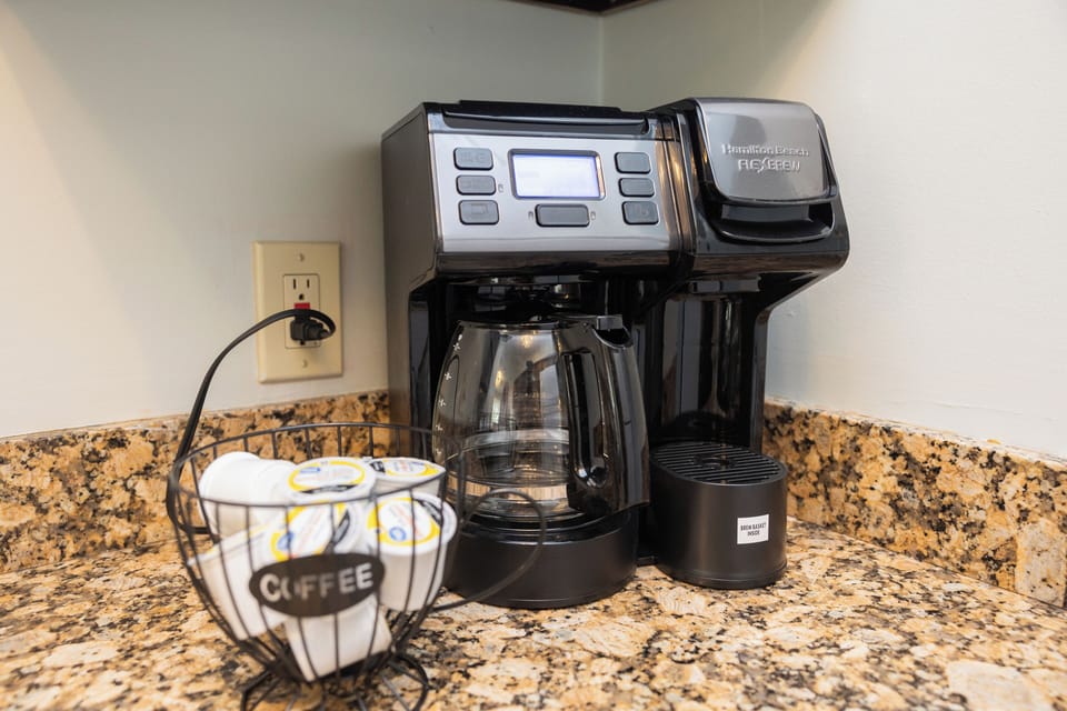 Coffee pot/Keurig combo so you can choose a single cup or a whole pot