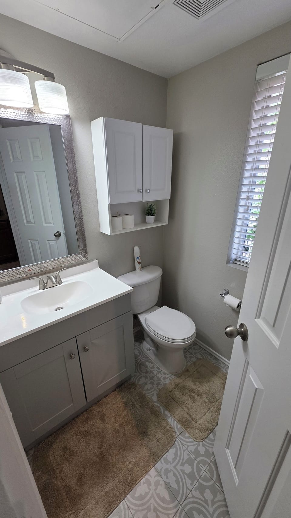 indoor, toilet