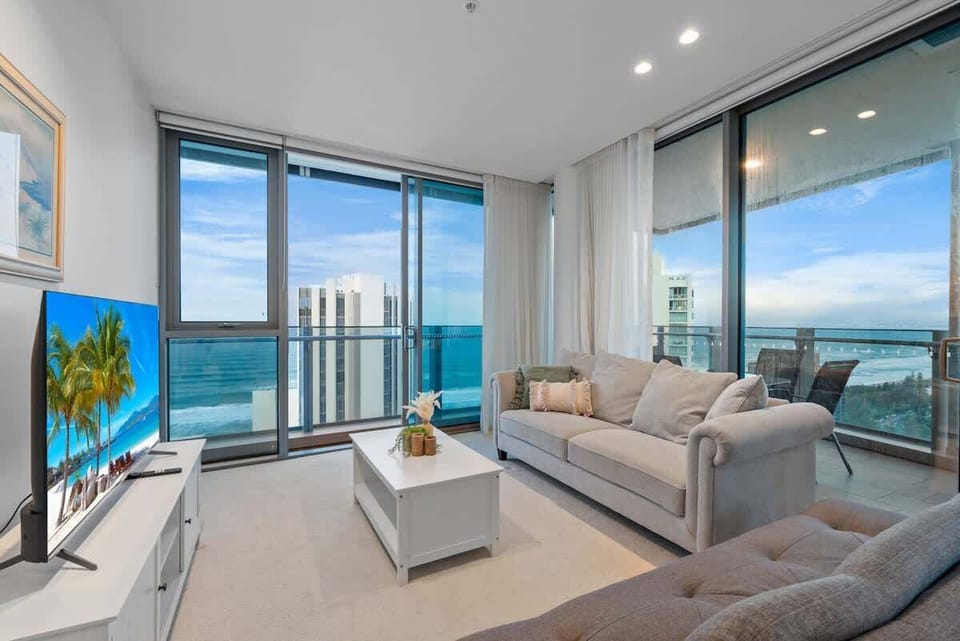 Access the balcony directly, with floor-to-ceiling glass on two sides for loads of natural light.