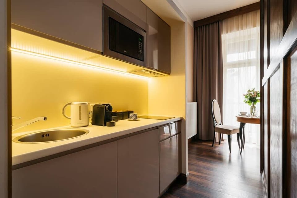 kitchenette