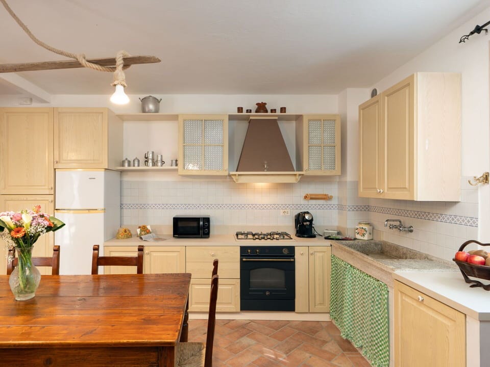 Furniture, Apartment, Chair, Wood Stain, Paint, Kitchen & Dining Room Table, Kitchen, Countertop, Major Appliance