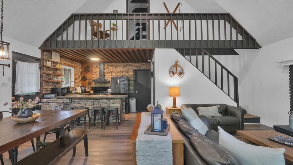 Open-Concept Great Room with Loft and Dining Area