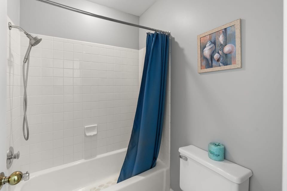 Main Bathroom