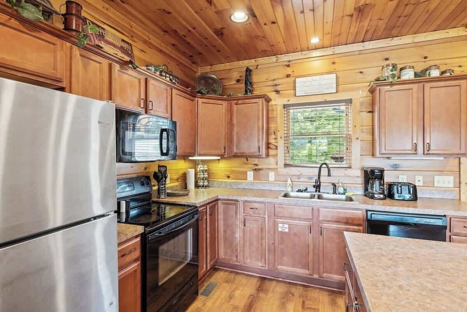 Fully stocked kitchen