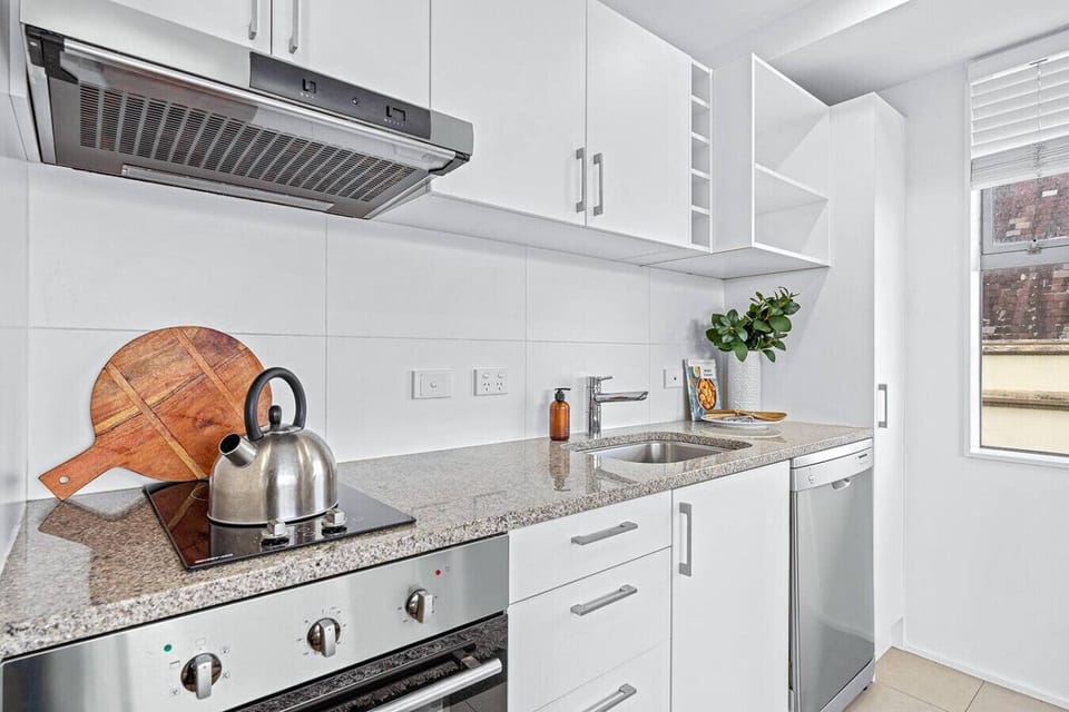 There is everything you need to create meals in the kitchen or you can dine out at one of the city`s restaurants.